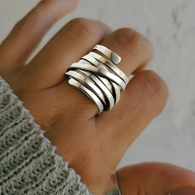 Lisa – Vintage Dikke Laag Zilveren Ring