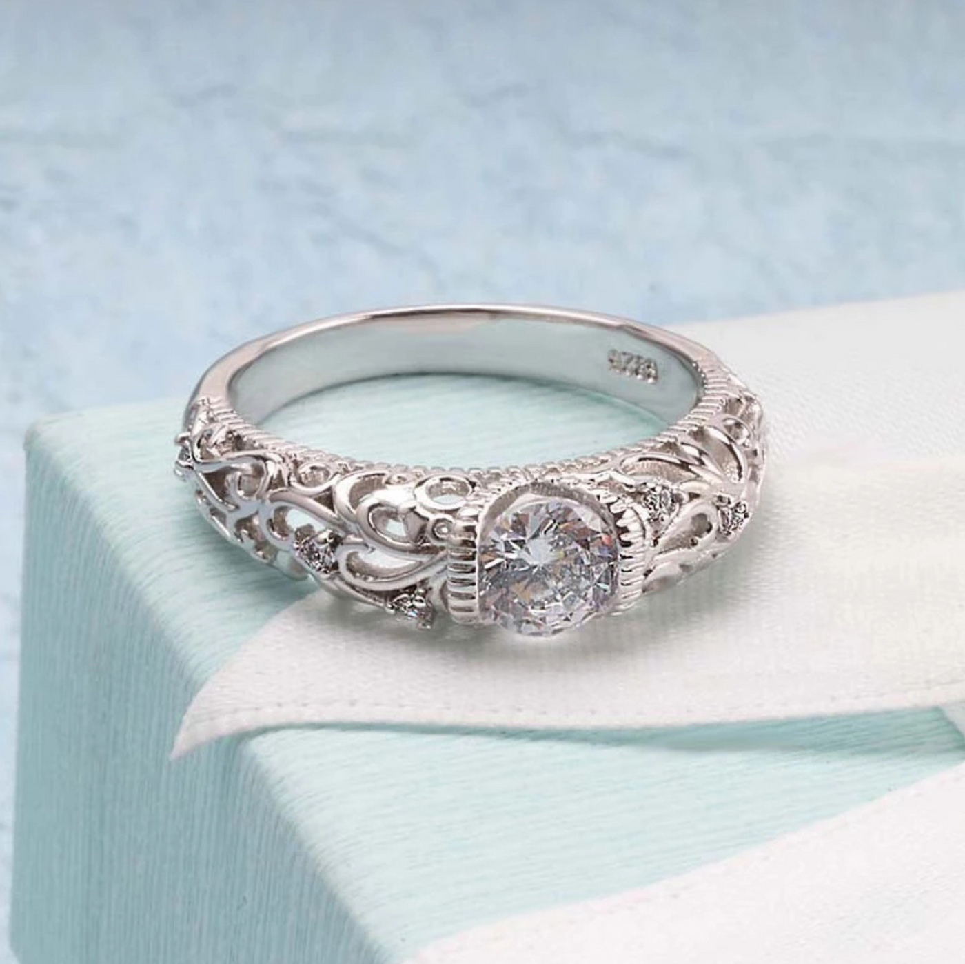 Elegante ring van sterling zilver.